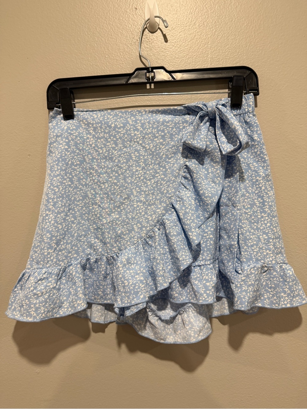 Light Blue Floral Tie-Waist Ruffle Skirt